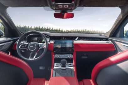Digital cockpit of Jaguar Land Rover