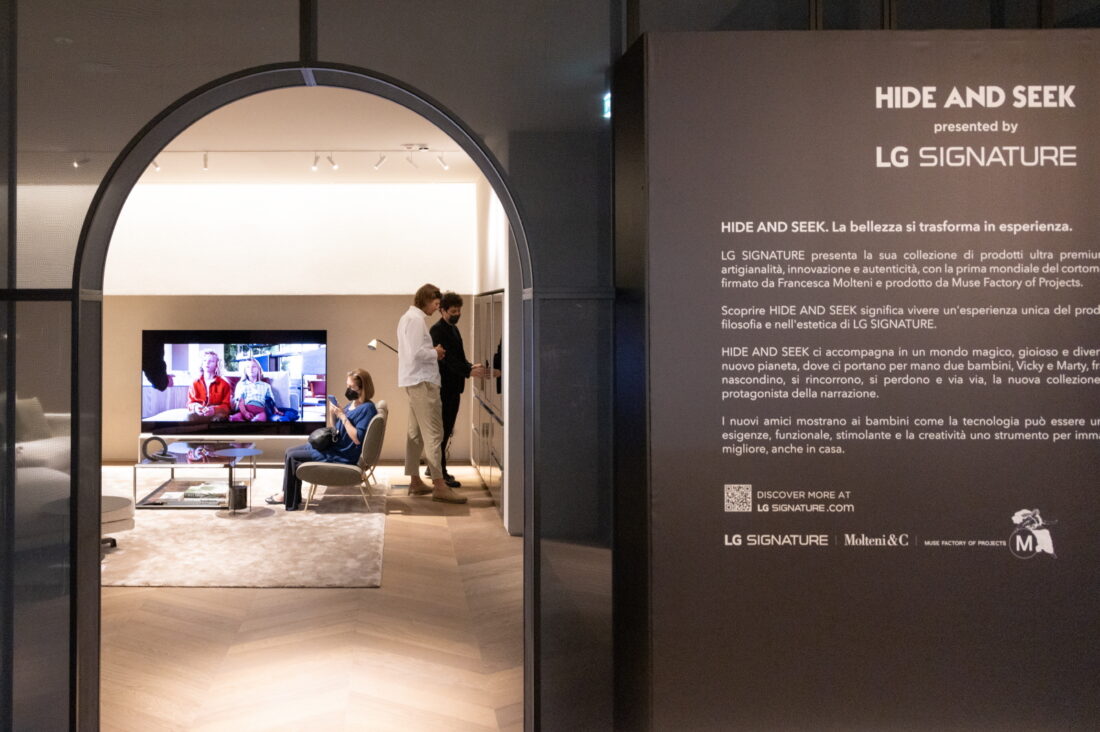 The entrance of the booth presented by LG SIGNATURE