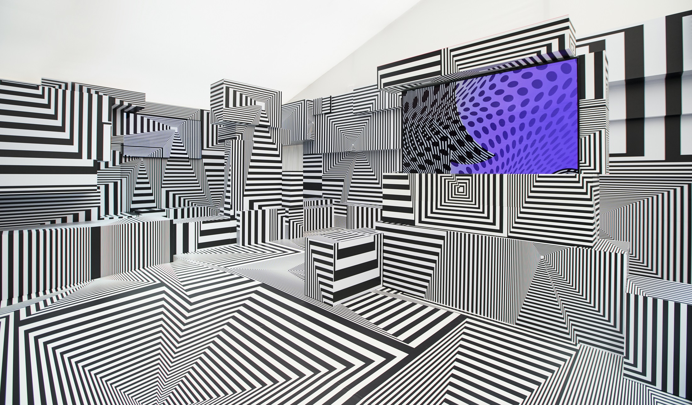 LG OLED-powered “Into the Maze” installation by the German artist, Tobias Rehberger, at Frieze London 2022