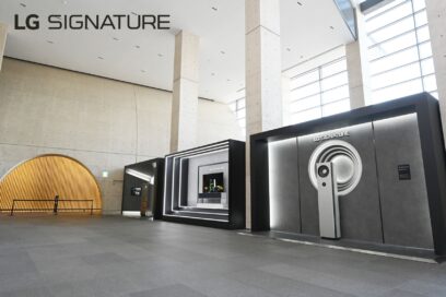 A shot of the LG SIGNATURE product exhibition zone at LG Arts Center SEOUL from the right