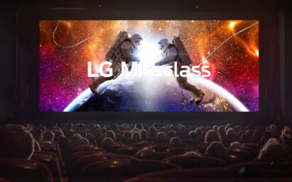 Audiences are watching movies on LG Miraclass screen in a theater
