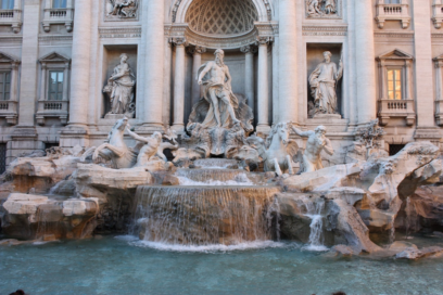 Photo of Trevi fountain at Rome, Italy