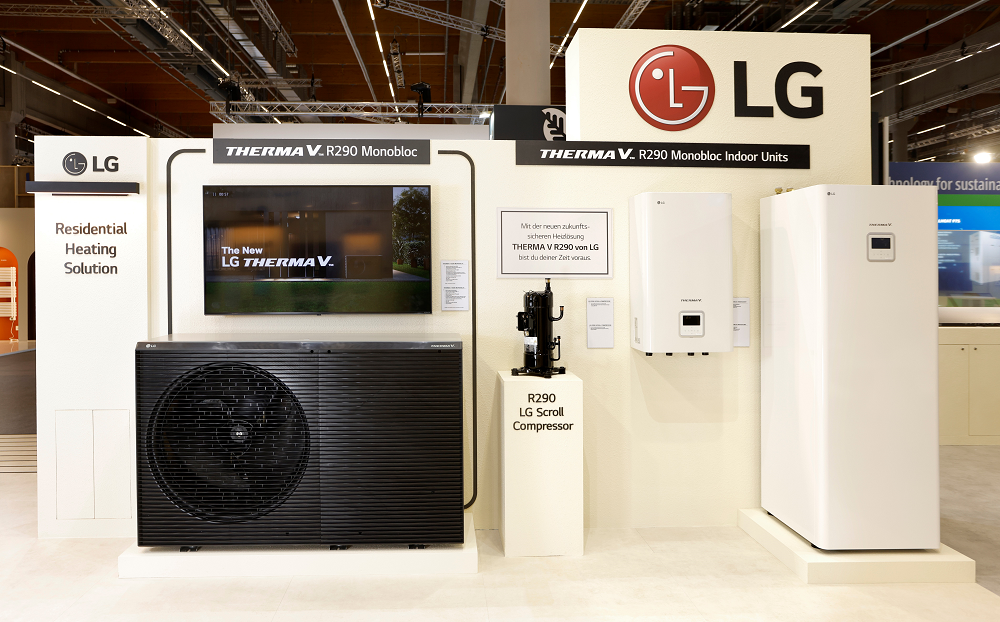 LG Therma V™ R290 Monobloc, and its indoor units including R290 scroll compressor, Hydro Box and Integrated Water Tank (IWT) are displayed in LG’s booth at ISH 2023