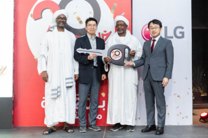 (From left to right) Ahmed Amin Abdellatif, president of CTC Group, Dong Won Lee, managing director of LG East Africa, Mohammed Azeem, one of the top five dealers at CTC Group and Namgung Hwan, ambassador of the Republic of Korea to Sudan, posing together for a photo holding a big car key