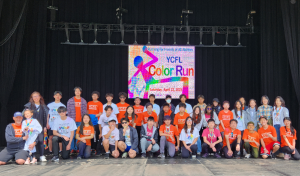 A photo of YCL Color Run participants posing together