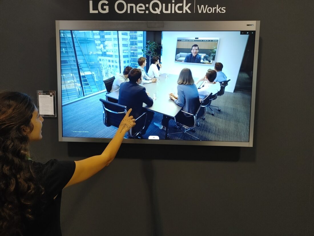 A visitor enjoying a first-hand experience of LG One:Quick Works