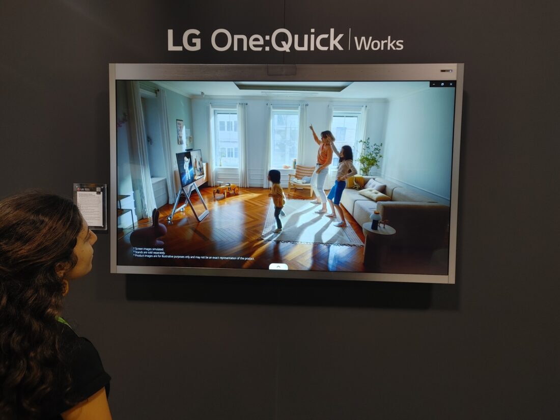 A visitor enjoying a first-hand experience of LG One:Quick Works