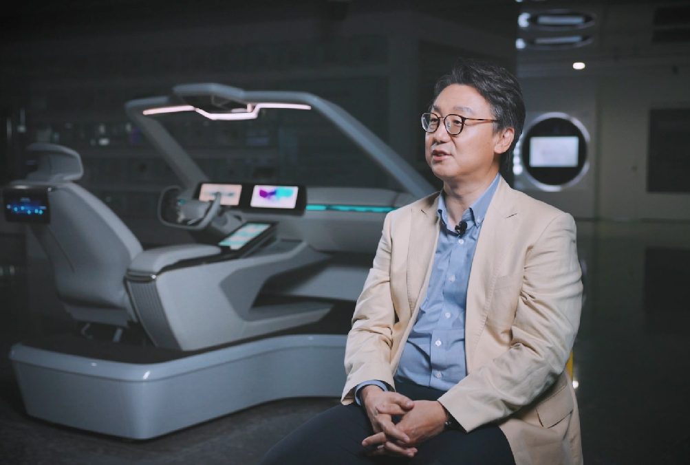 Eun Seok-hyun, president of LG Vehicle component Solutions Company