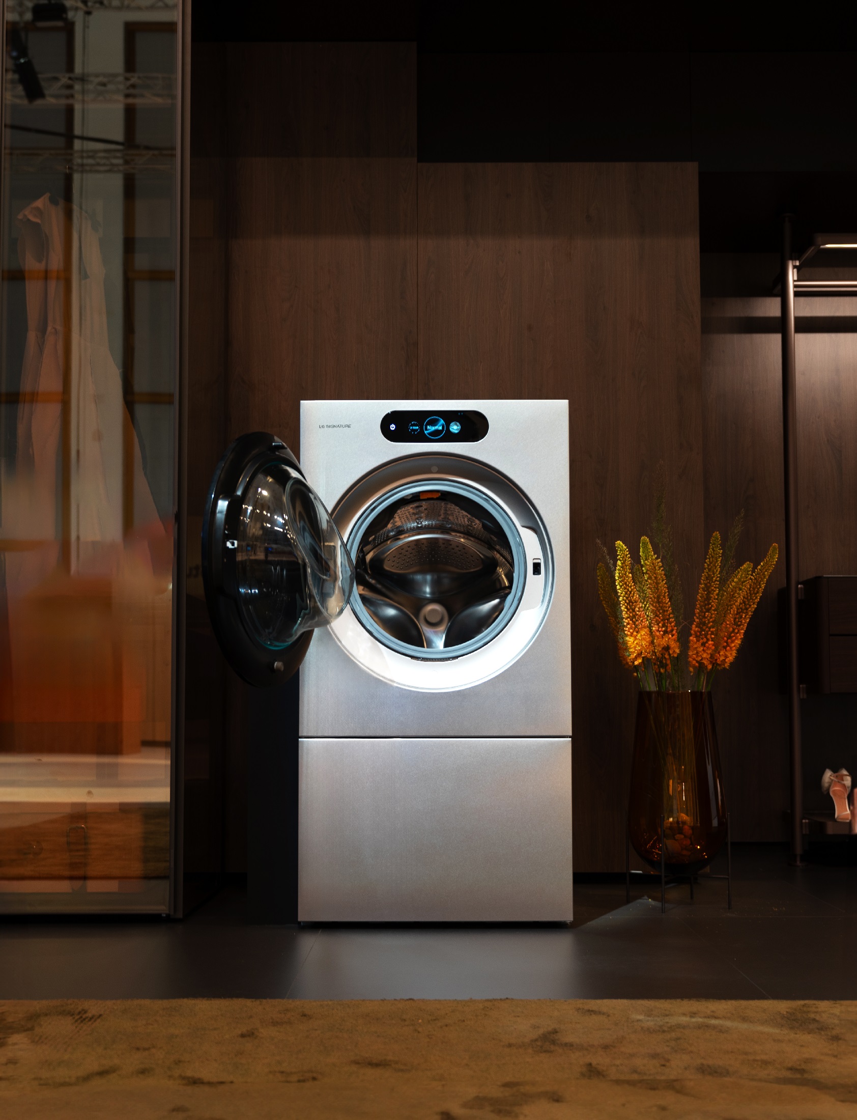 LG SIGNATURE washer and dryer at IFA 2023