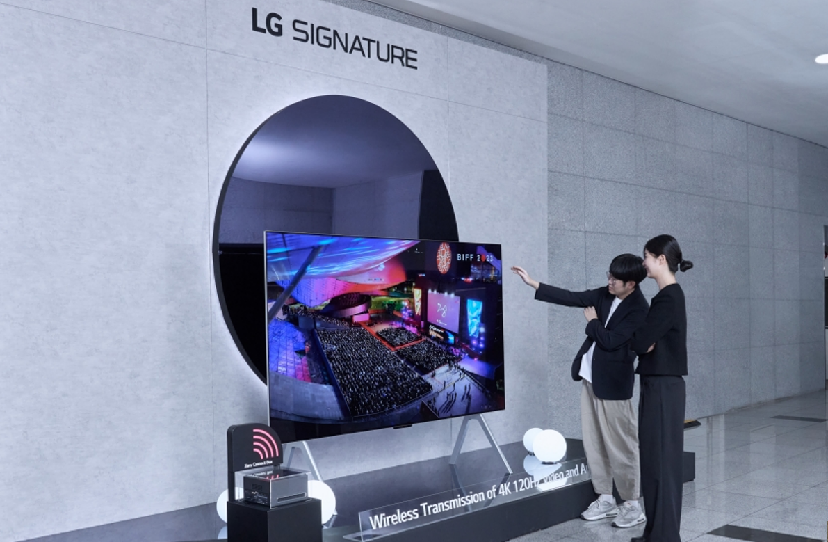The LG OLED evo G3 model plays video clips to introduce the award entries at the Busan International Film Festival