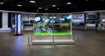 A photo of the inside of the LG Business Innovation Center with a display in the middle
