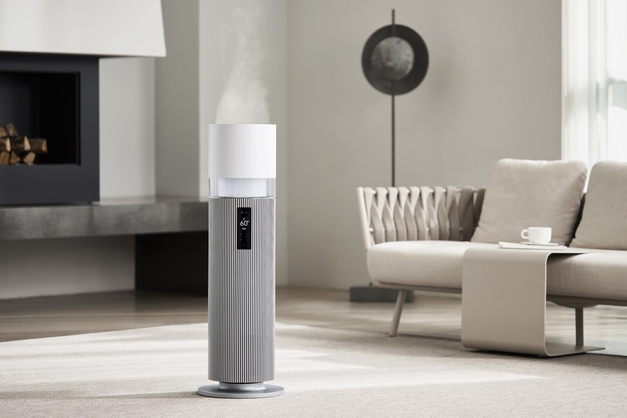 A photo the LG PuriCareTM HydroTower set up in a living room