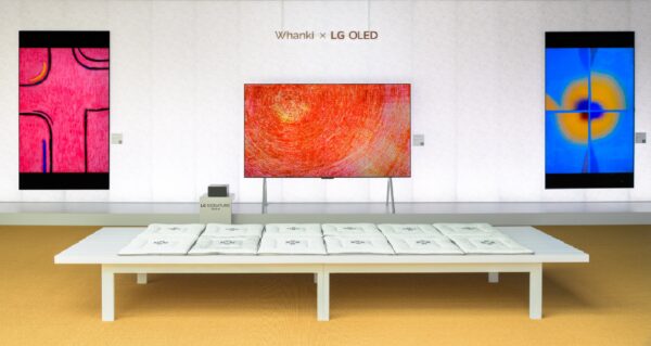 The artwork of Kim Whanki is exhibited on LG Signature OLED M TVs, with a viewing bench set up in front of the middle screen