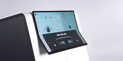 A picture of automotive displays with flexible, distortion-free OLED technology