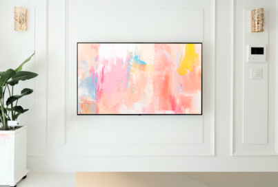 Only the Essentials: How LG OLED TVs Harmonize with Lifestyles and Interior Designs