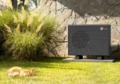 A photo of the LG Therma V™ R290 Monobloc 7 and 9 kilowatt(kW) air-to-water heat pump (AWHP) set up in a residential outdoor space