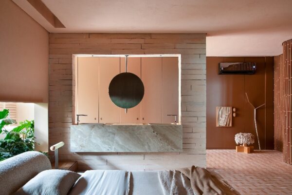 A picture of a bedroom