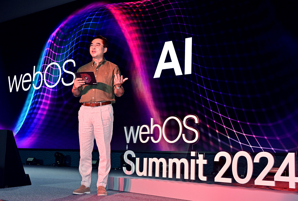 Park Hyoung-sei, president of LG Home Entertainment Company, presents at webOS Summit 2024