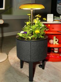 A photo of the Indoor Gardening Appliance displayed in the dynamic Inspire & Innovate (LG Labs Studio) zone
