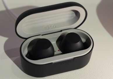 photo of LG’s latest earbuds, the xboom Buds